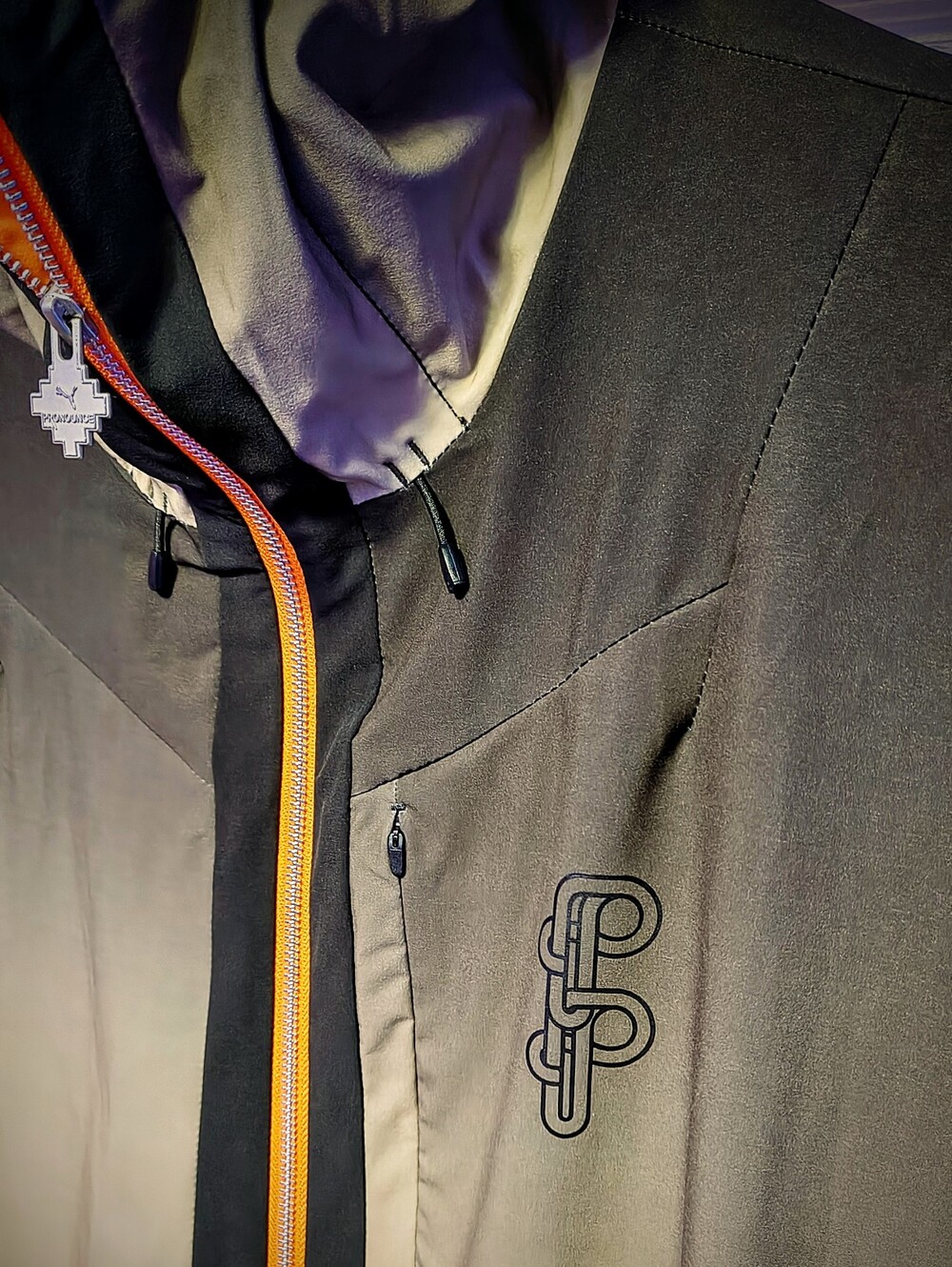 **NWOT** PUMA x PRONOUNCE Lightweight Jacket Black Orange (Medium) - Picture 2 of 6
